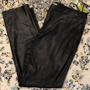 Gianni Bini Blanche Pant. Large. NWT